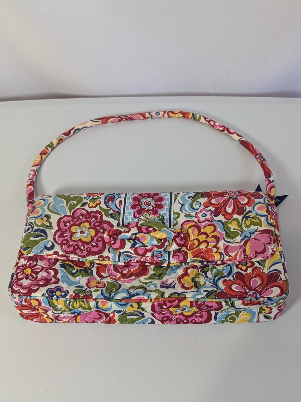 Vera Bradley Knot Just a Clutch – Retired Hope Garden Floral Like New